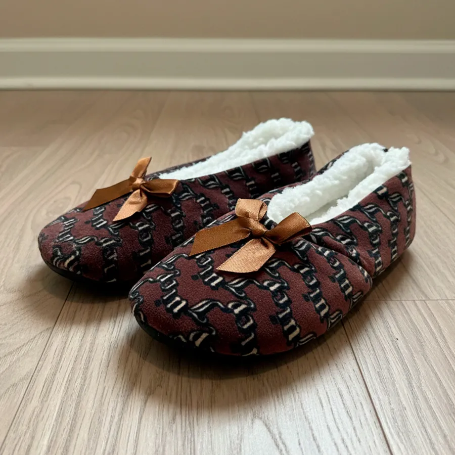 PANTUFLAS-01 KIT DE 2 PARES DE PANTUFLAS 6787